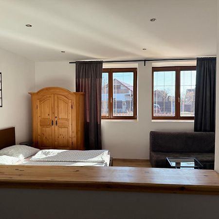 Apartment Dubnica Prejta Дубница-над-Вагом Экстерьер фото