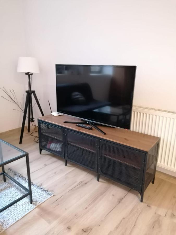 Apartment Dubnica Prejta Дубница-над-Вагом Экстерьер фото